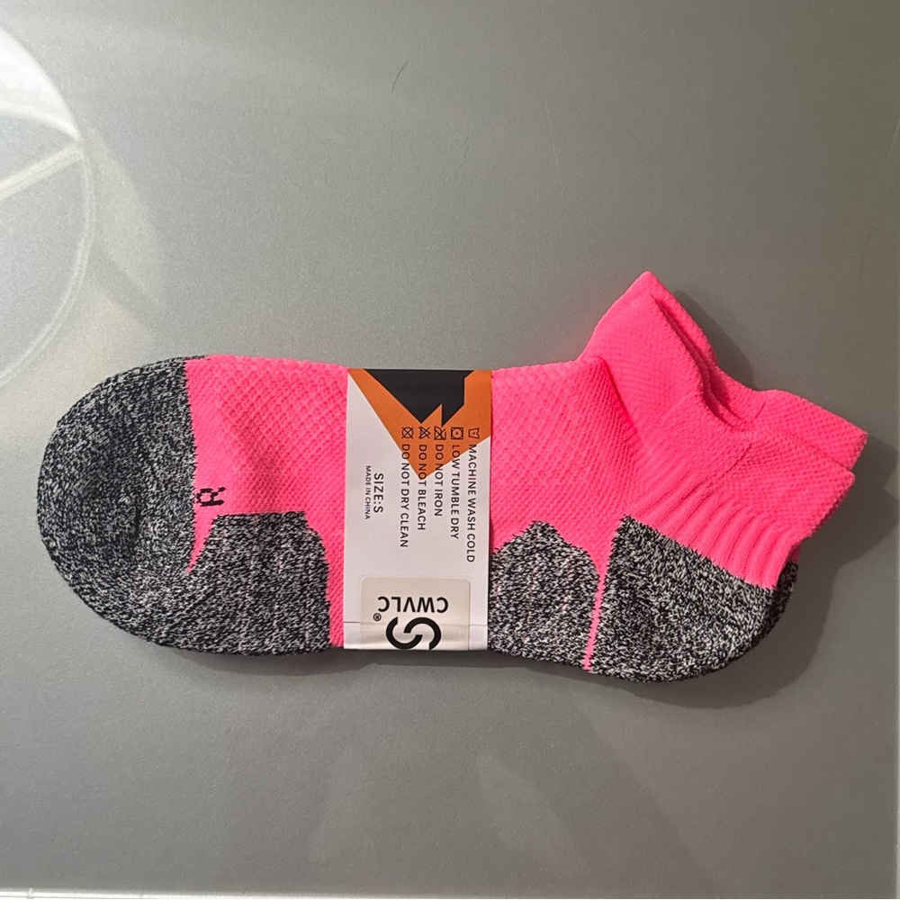 Women’s running, workout, active ankle socks